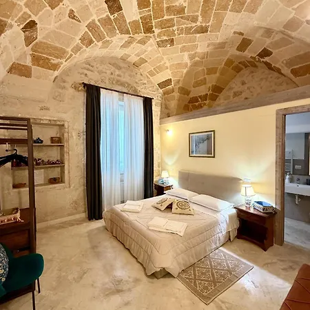 Bed & Breakfast Dimora Vico Dei Nohi 3*